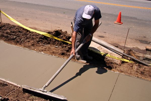 Sidewalk Cementing in O Fallon