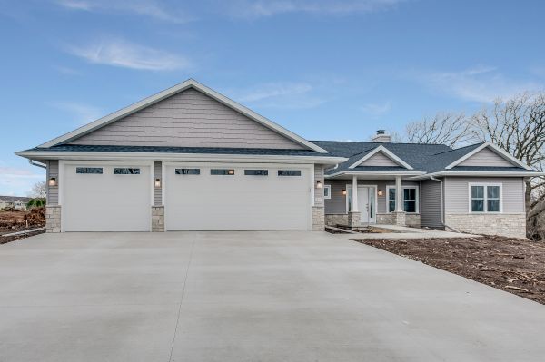 Driveway Concrete Laying in O Fallon